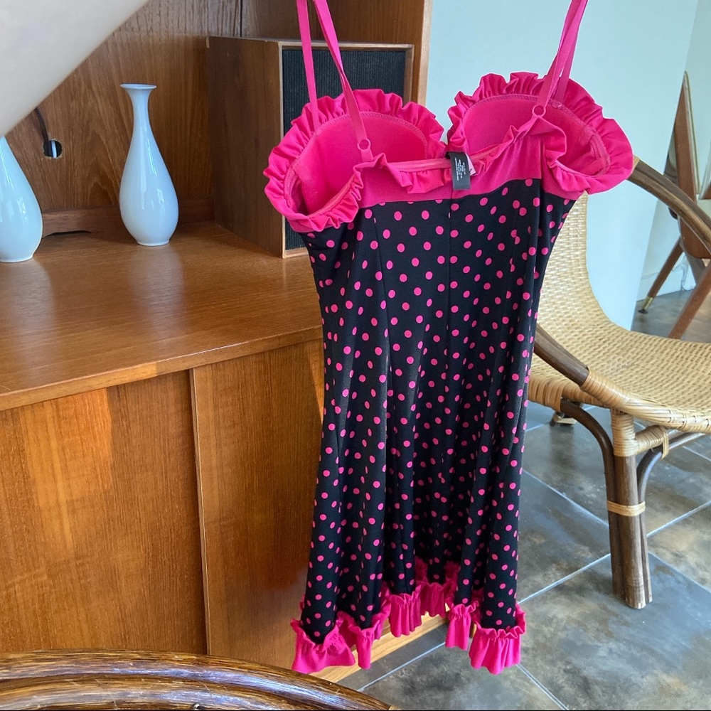 Sold - Picture 4 of 6